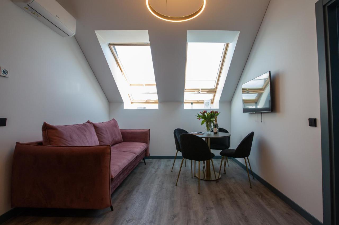 M8 Stylish One-Bedroom Apartment 考纳斯 外观 照片
